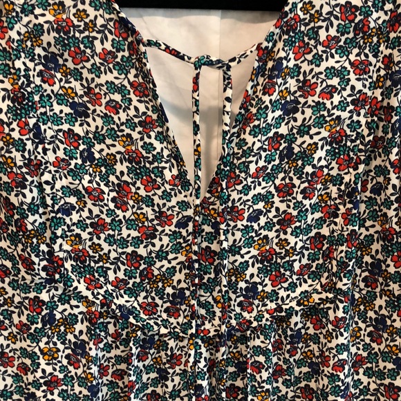 Floral ruffle dress with ties - Picture 6 of 6